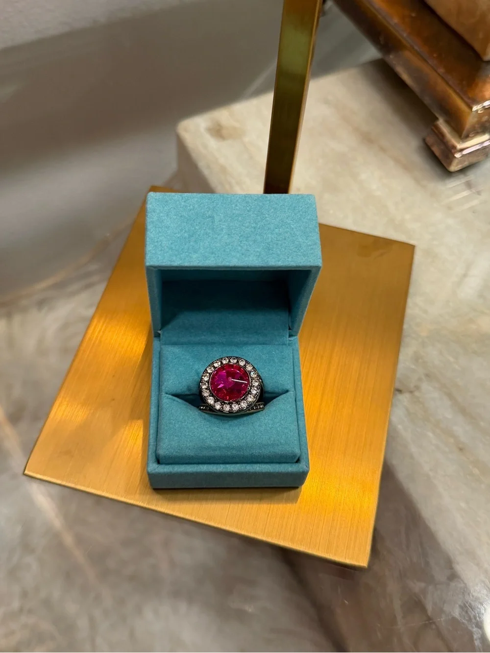 Kurt Geiger Pink Sm Octavia fuchsia Crystal Halo Ring